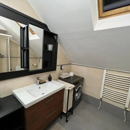 Apartment Center *